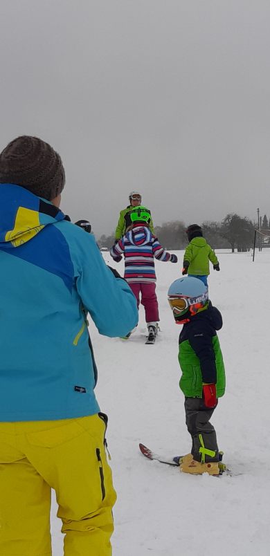 Galerie: Aktivitäten rund um den Skiclub - Skikurs<br>auf der Alb